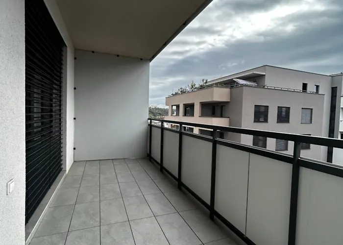 Ar Albelli House Ii 아파트 *